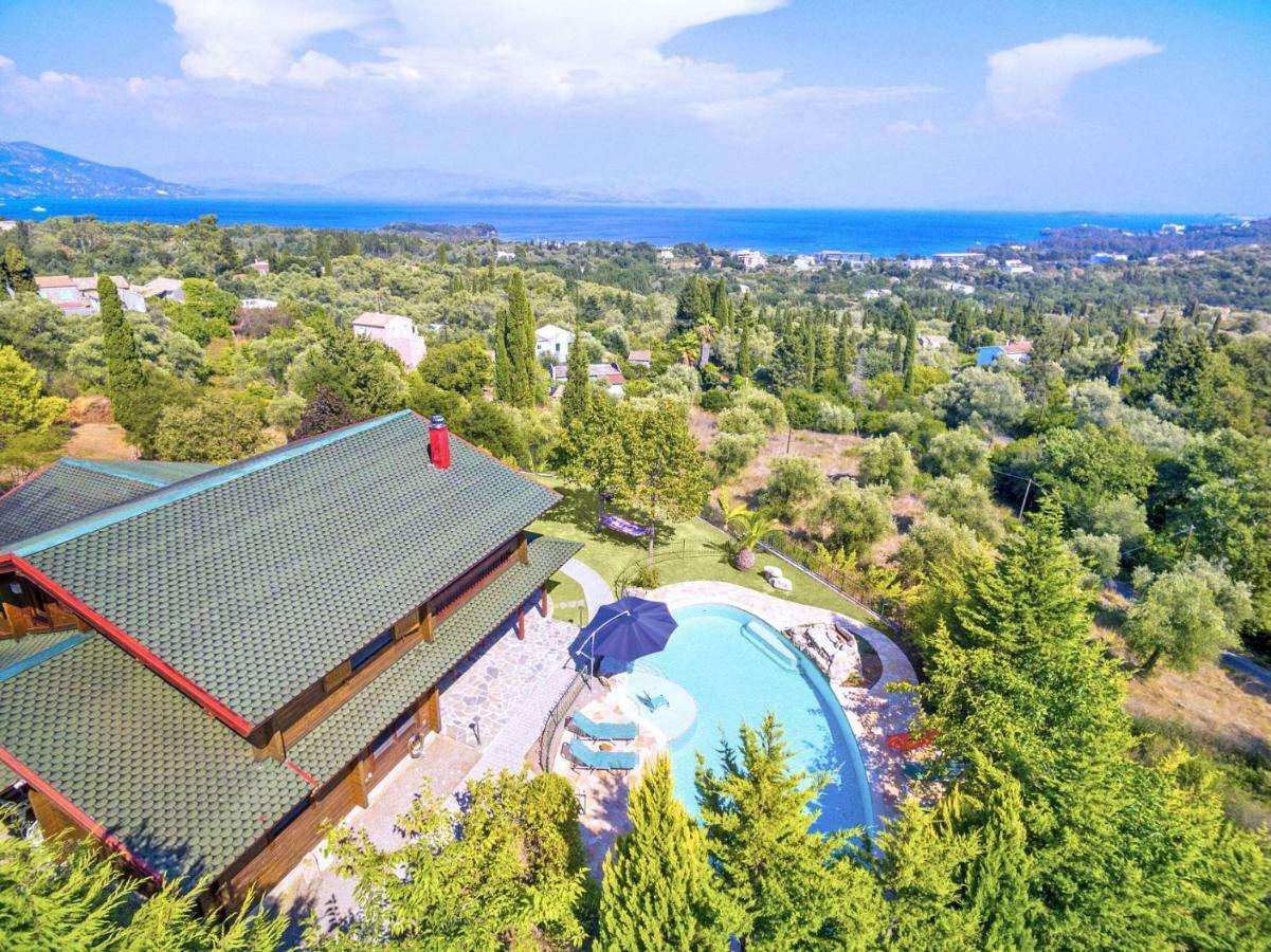 Luxury Wooden With Pool, The Nest Willa Kato Korakiana